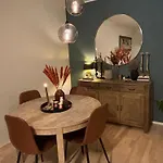 Fin Naert Alt Apartament *